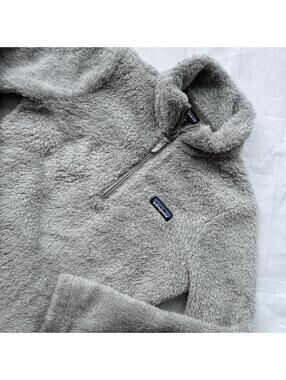 Patagonia Women’s XS Fleece Pullover 1/4 Zip Gray High Pile Jacket Cozy Fluffy